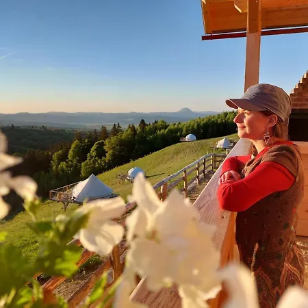 Nomad Ecovillage Luxussátor Törcsvár